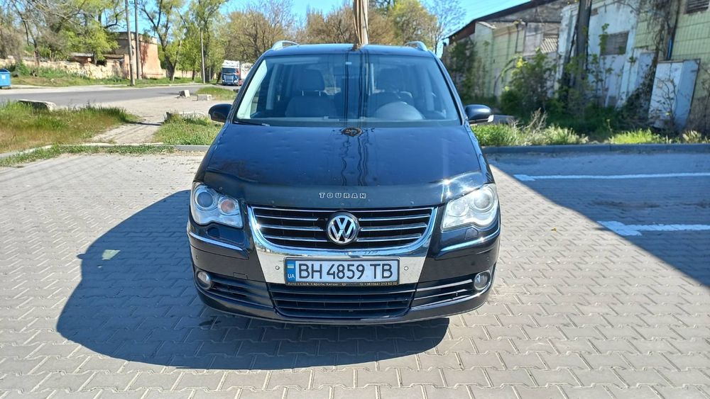Volkswagen Touran 2008 гв. Бензин-механика