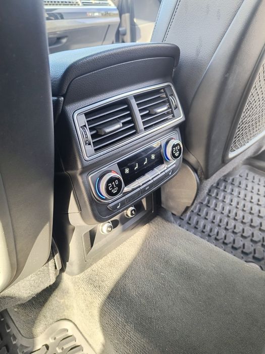 Продам Audi Q7 prestige
