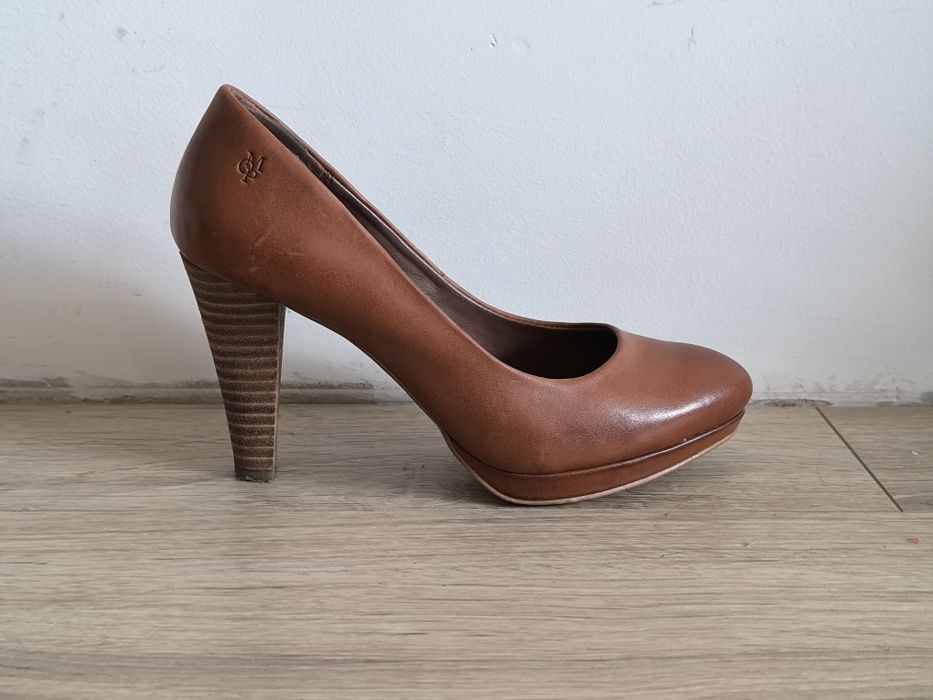 Жіночі коричневі повсякденні туфлі Marco Polo 36 Взуття Mark o'Polo
