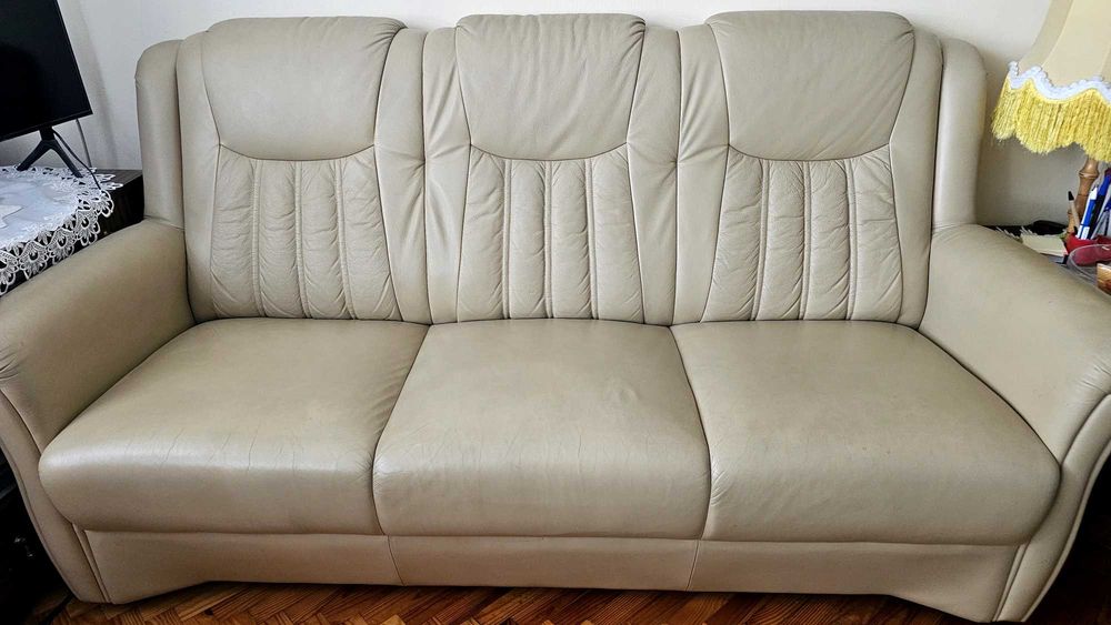 Skórzana sofa, beżowa nierozkładana