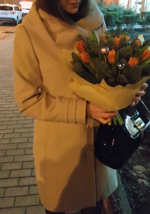 Демісезонне пальто