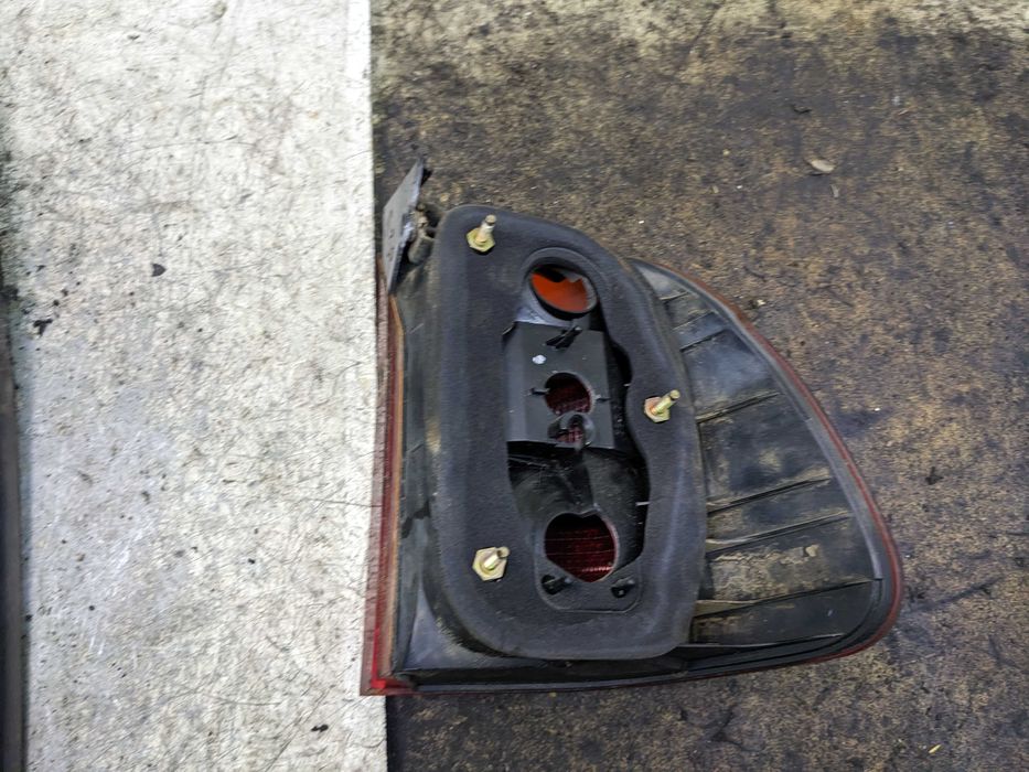 BMW E39 Touring Lampa Lewa Tylna w Błotnik