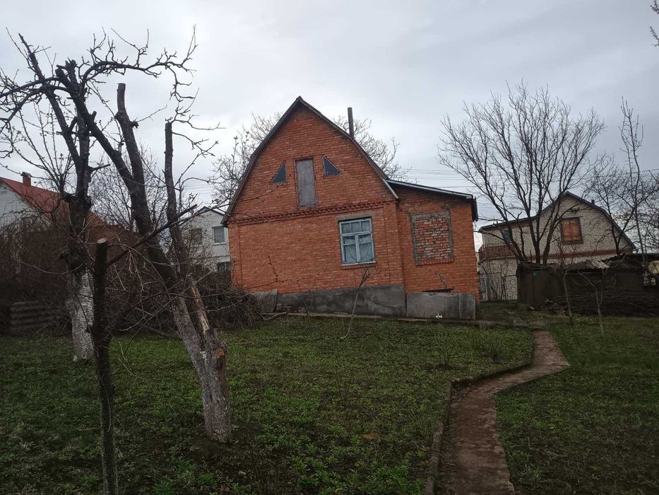 Дубово — будинок з ділянкою 6 соток