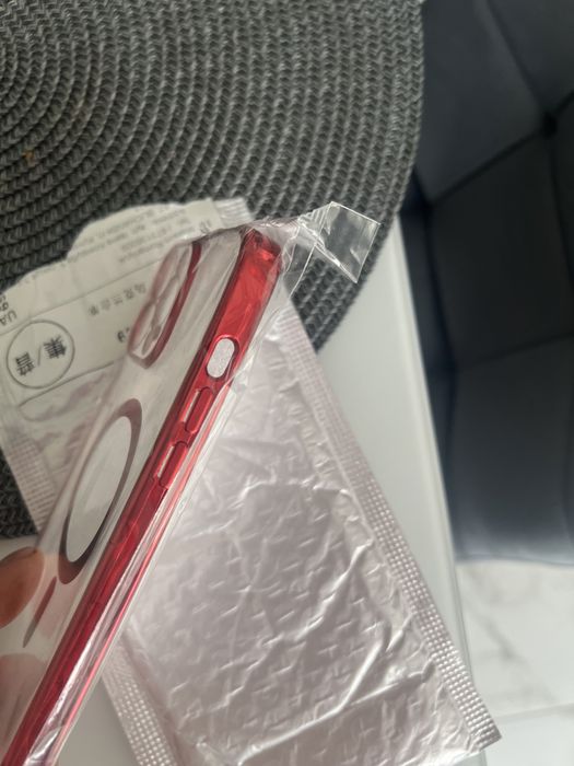 Продам чохол на IPhone 13 ProMax