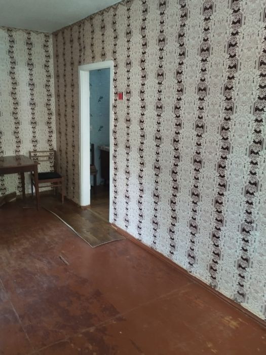 ВЛАСНИК!Продам  автономну  3 -к.квартиру зі свердловиною та опаленням.