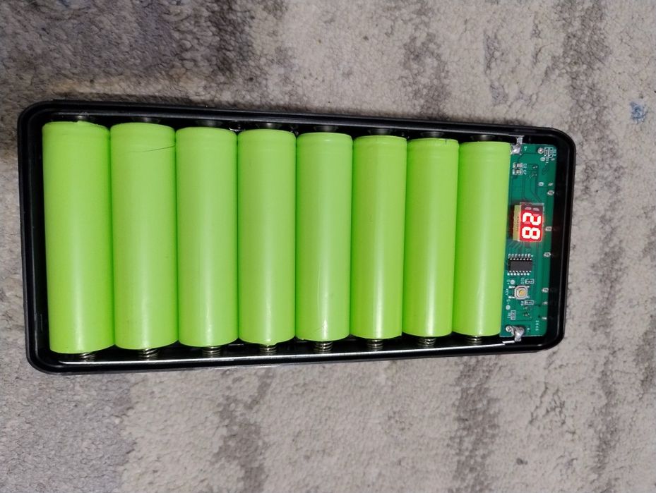 НОВИЙ NEW 24000 mAh Led Павербанк PowerBank 8x18650