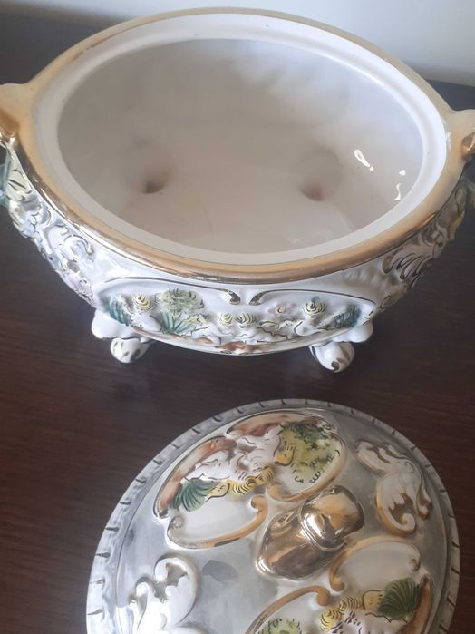 Bomboneira louça Alcobaça