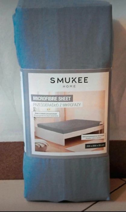 Prześcieradło z mikrofazy szare 200 x 200 cm, Smukee.