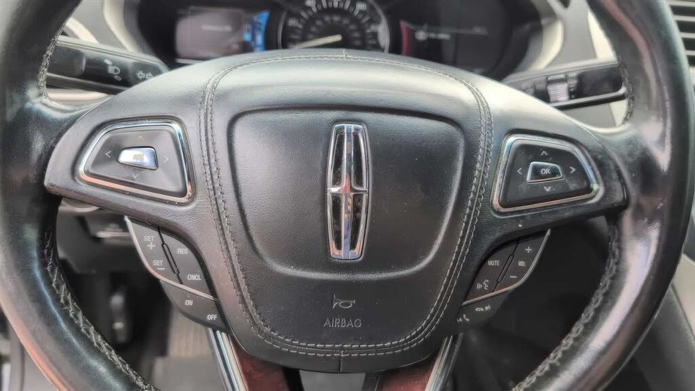 Lincoln MKZ Hybrid Reserve      2017