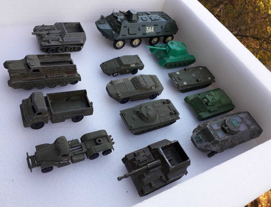 Військова техніка часів срср . ЦІНА ЗА ВСЕ .