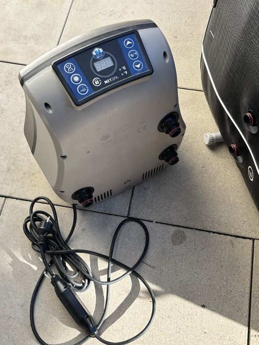 Jacuzzi ogrodowe NetSpa PYTHON dmuchane