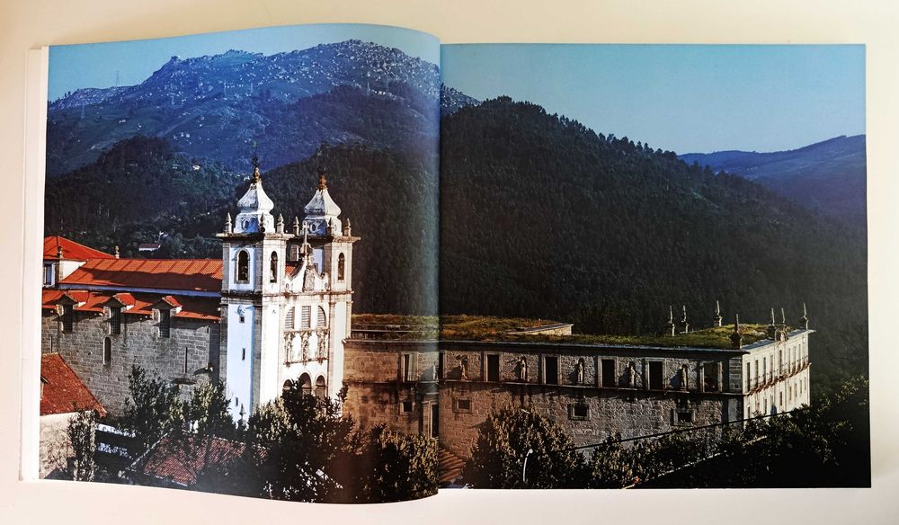Eduardo Souto de Moura | Santa Maria do Bouro - Construir uma Pousada com as pedras de um Mosteiro