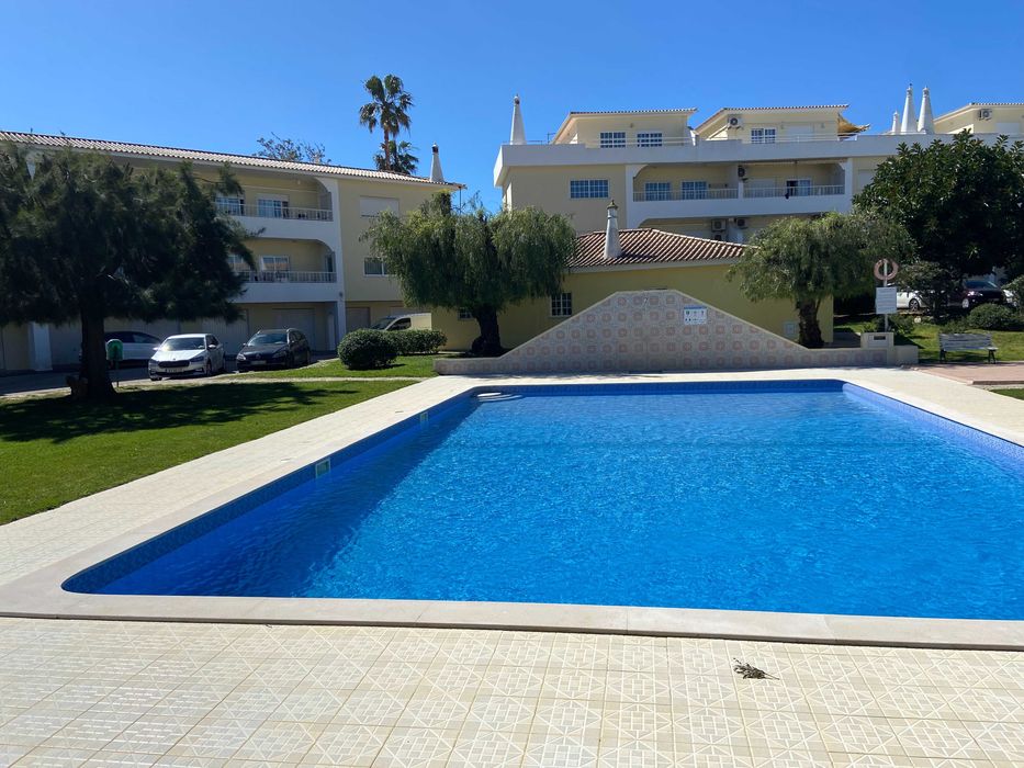 T2 - PRAIA DA ROCHA com Piscina