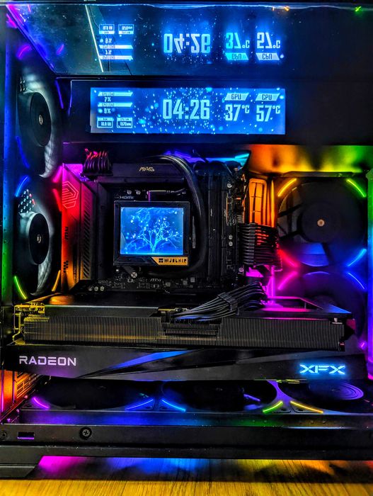 -=NEW=- Lian Li Vision 9.2in LCD MATX+AIO AMD Ryzen 7800x3D/16GB 9070XT/32GB DDR5-6000/2TB t500/1000W ATX 3.1
