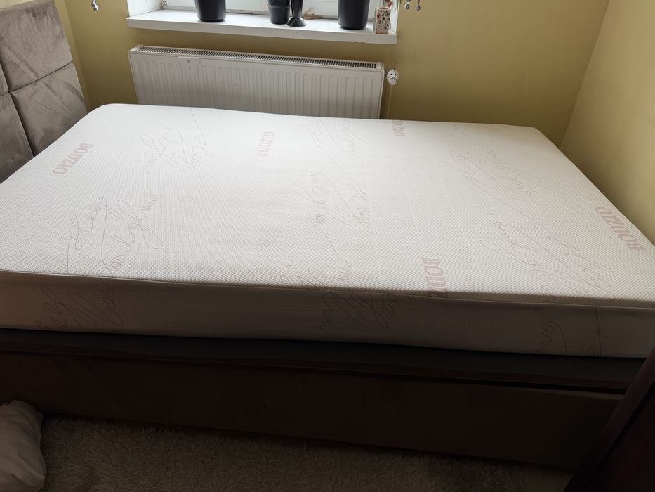 Materace 140x200 prawie nowe i 120x200