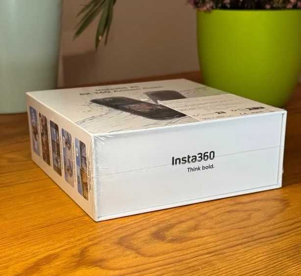 Insta360 X5 Nova Selada na caixa