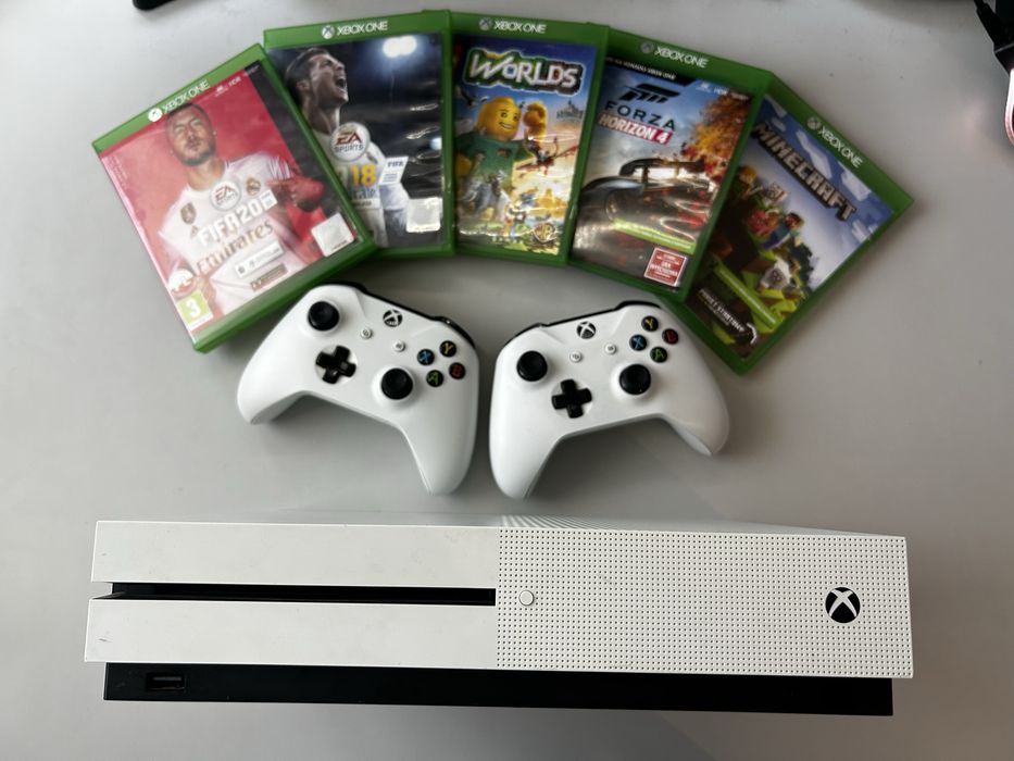 Xbox one S (z grami)