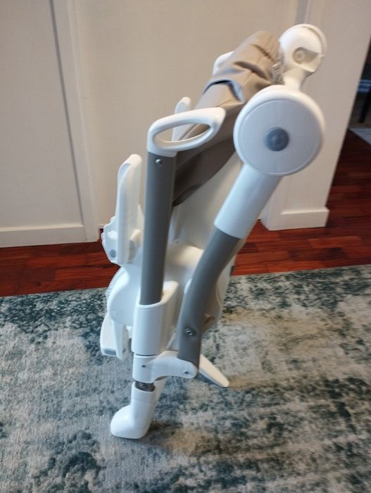 Cadeira de alimentação e repouso bebé CAM