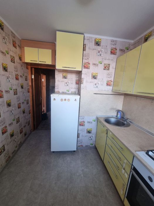 Продам видову велику 1 ком. Квартиру в центрі Хортицького району