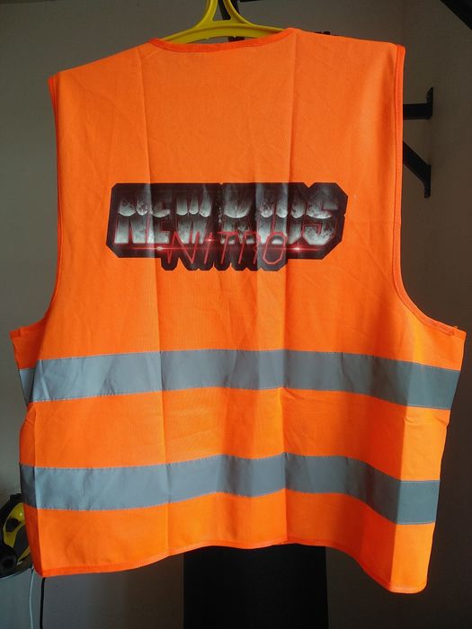 Світловідбивний жилет з принтом