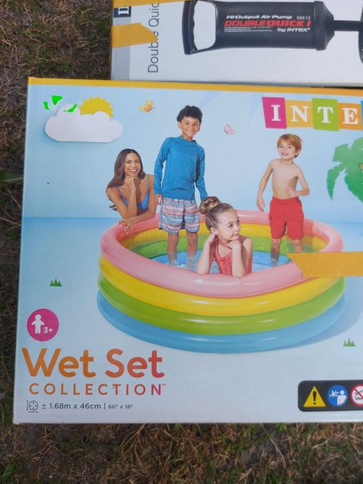 Дитячий басейн від 3 років.