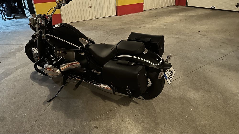 Bmw R18 First Edition