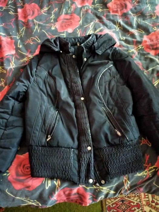 Продам курточку женская