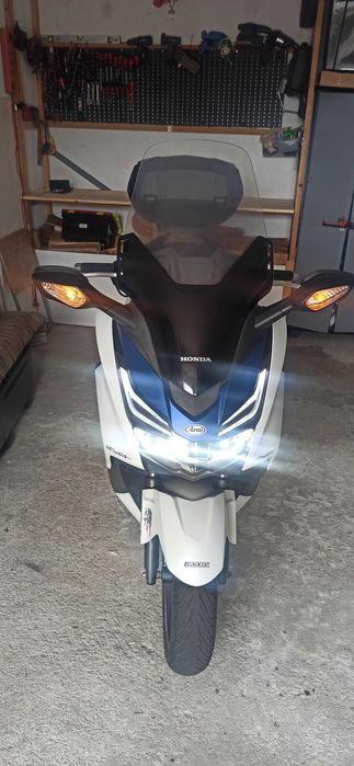 Vendo scooter Honda Forza 125
