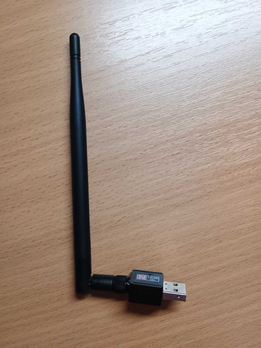 Комп HP EliteDesk 800 G2 + монітор Fujitsu B22W-6 + роутер Mercusys