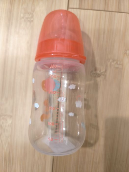 Nowa butelka dla dziecka