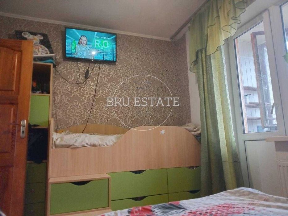 Продам 3 к п-т Червоної Калини 8  Троещина