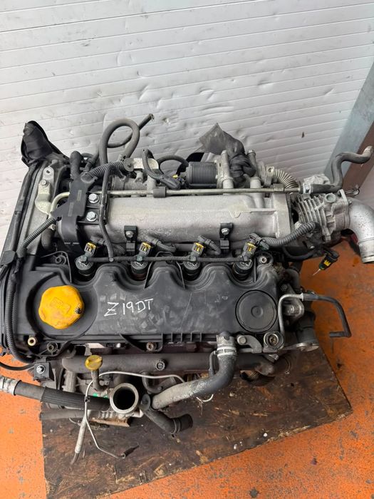 Motor completo OPEL Zafira B Van