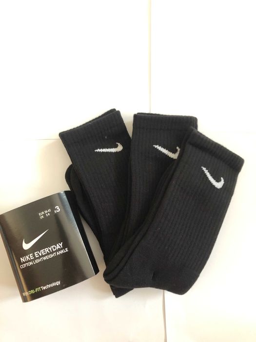 6 par skarpet Nike z czystego bawełny. Czarne, długie, r.M: 38-42.