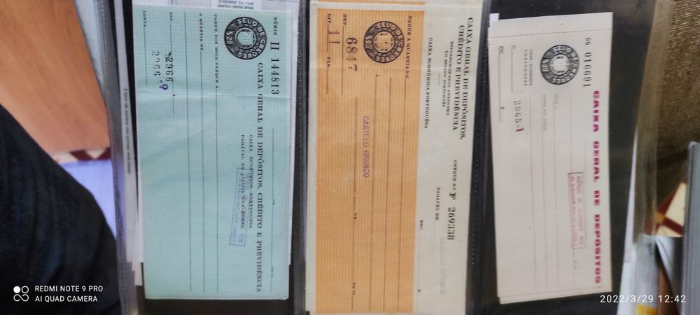 Cheques antigos .