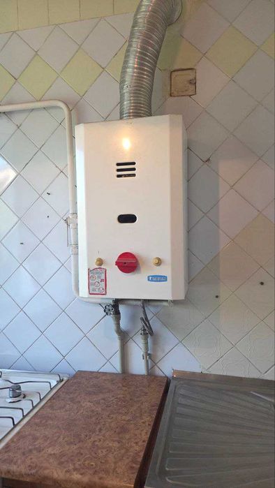 Продам 2 комнатную в кирпичном доме в центре, alm