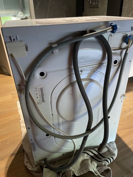 Pralka Hotpoint Ariston - uszkodzona