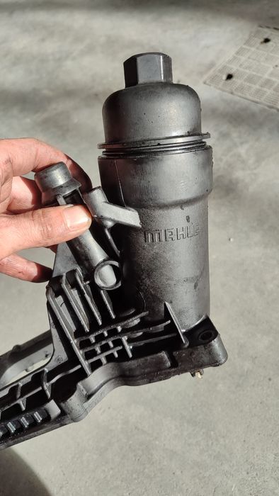 Corpo do filtro de óleo motor N47D20