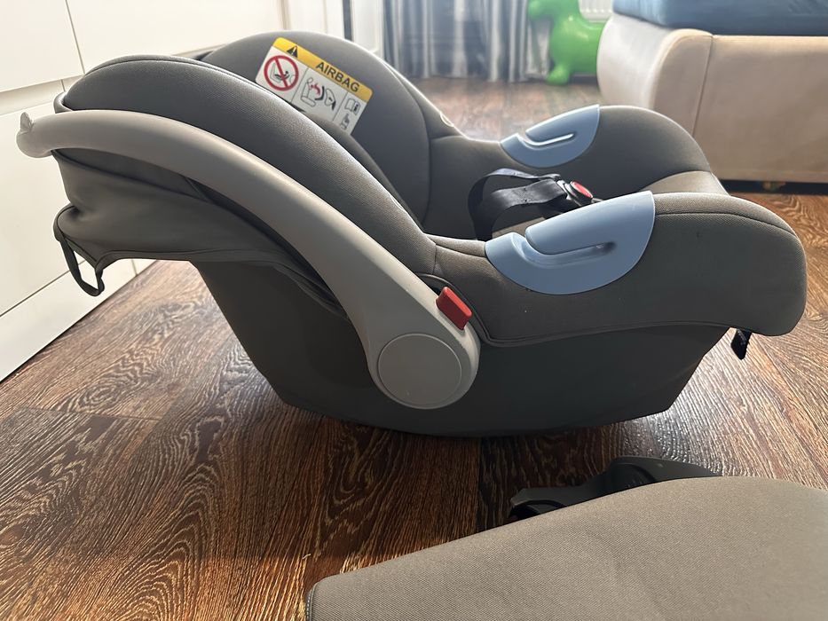 Автокрісло Anex у сірому кольорі