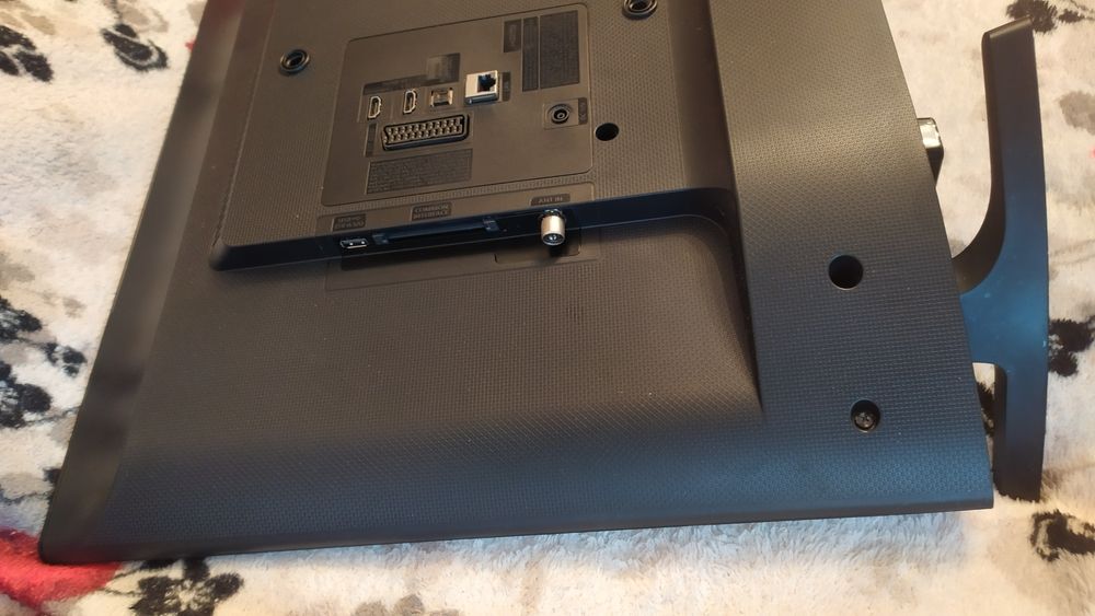 Телевизор Samsung UE32J5200AK