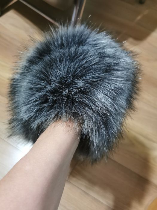 Czapka damska. Sztuczne futro