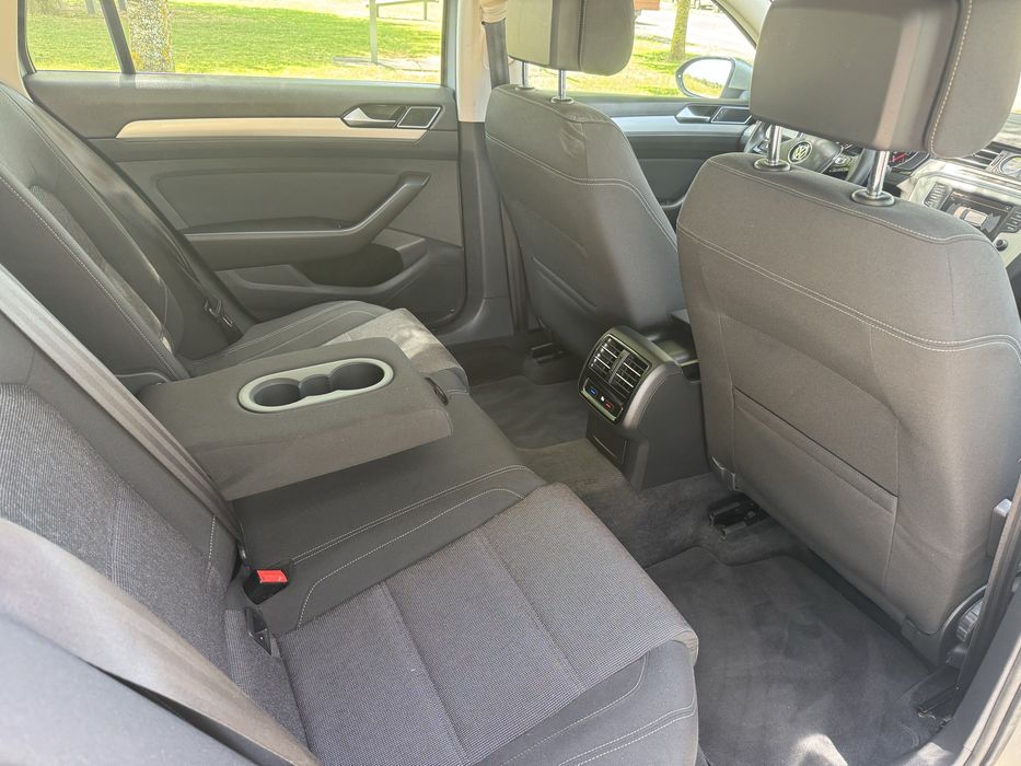 Volkswagen Passat Variant 2.0 TDi 150CV - Nacional - 18 Meses de Garantia