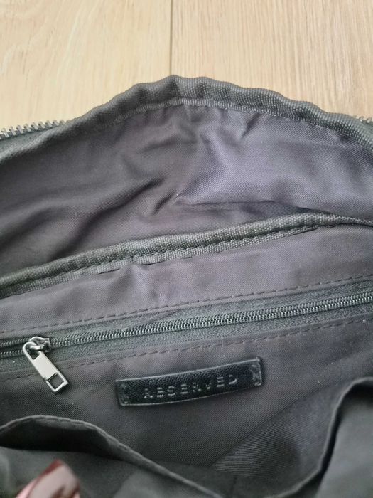 Saszetka nerka Reserved