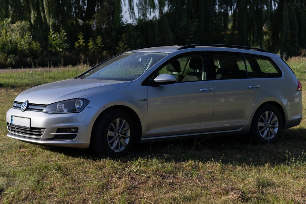 Volkswagen Golf VII TDI bluemotion 1.6