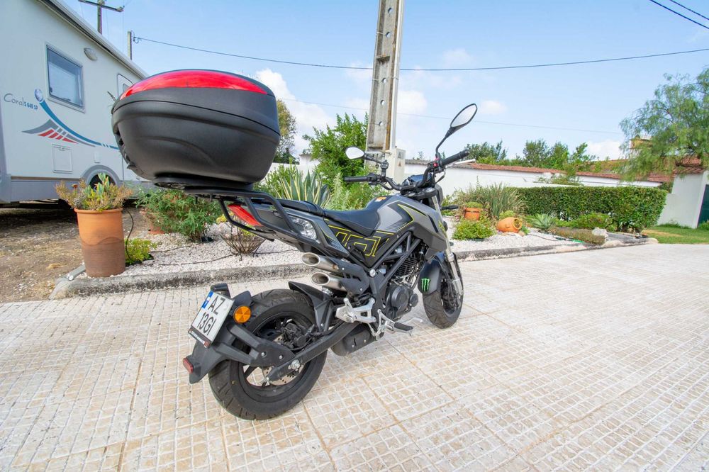 Benelli TNT 125 - como novo