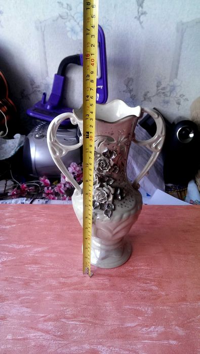 Шикарная красивая ваза РОЗА фарфор СССР в новом состоянии