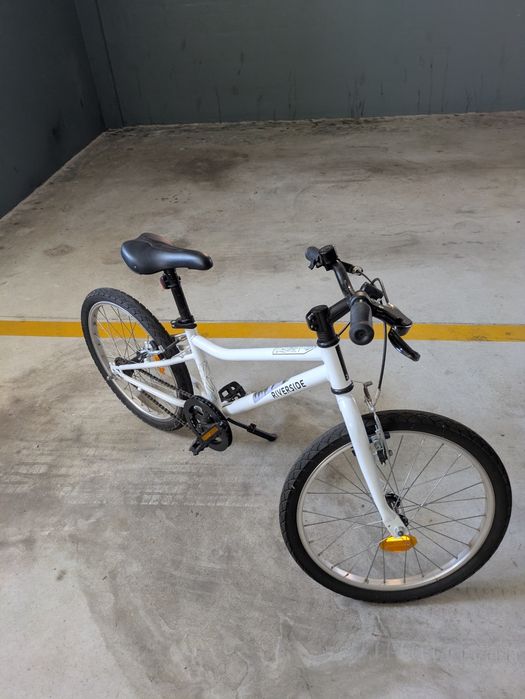 Bicicleta criança como nova