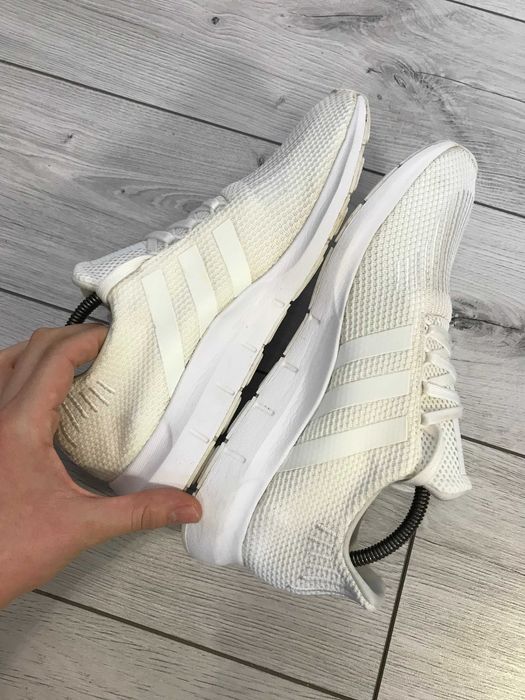 Buty Adidas Swift Run rozm. 45,5