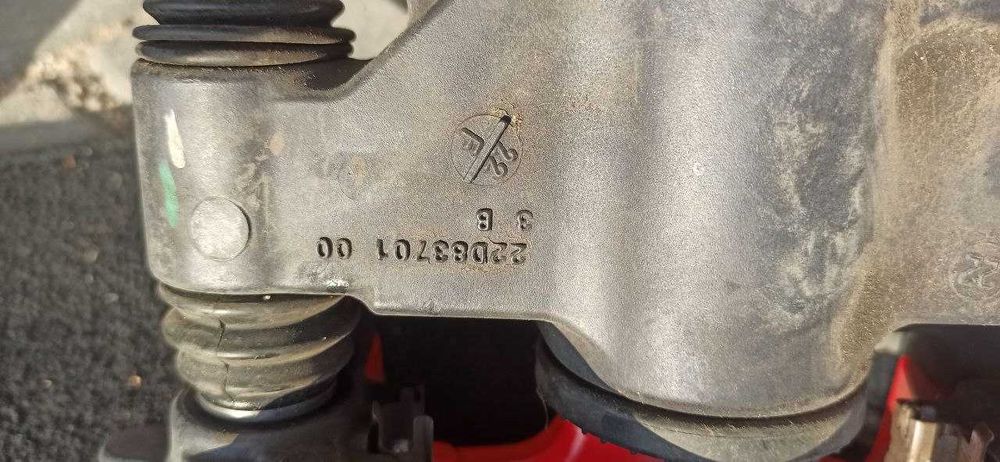 Суппорт Tesla model 3/Y performance