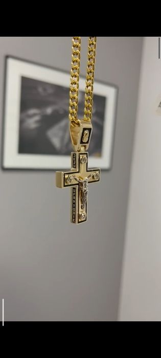 Złoty krzyżyk 585 z cyrkoniami – masywny, 24 g