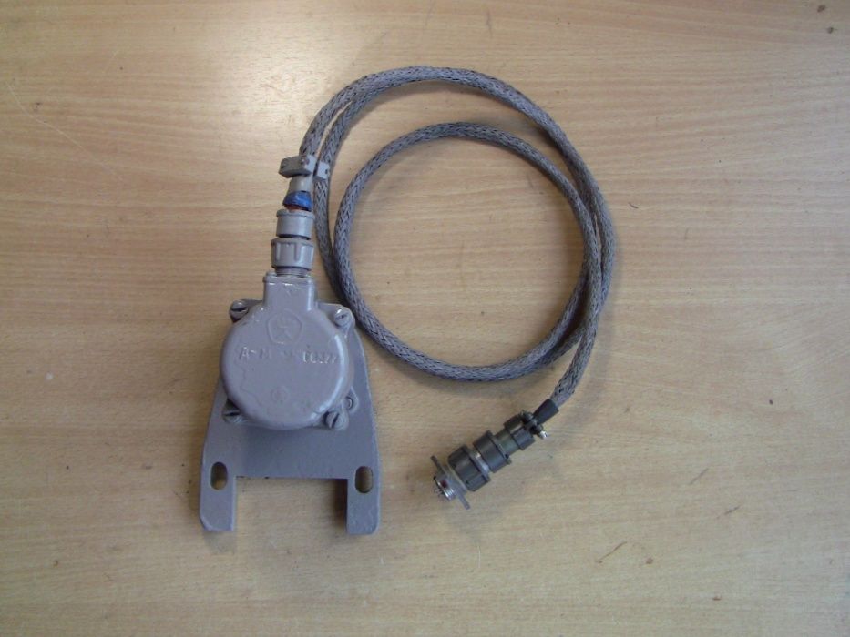 Датчик-тахометр Д - М № Г8377